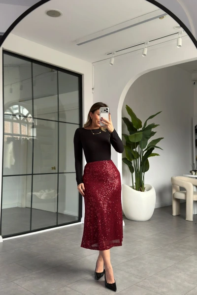 KIRMIZI PAYETLİ ETEK