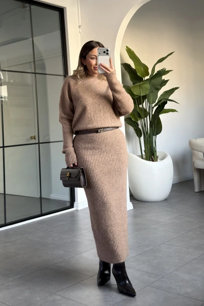 KOYU BEJ BİSİKLET YUMUŞACIK DOKULU TRİKO UZUN ELBİSE