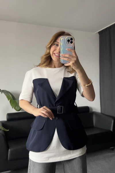 Lacivert Ceket Detaylı Tişört