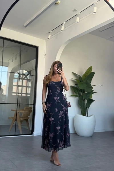 LACİVERT ÇİÇEK DESENLİ KALIN ASKILI TÜL ELBİSE