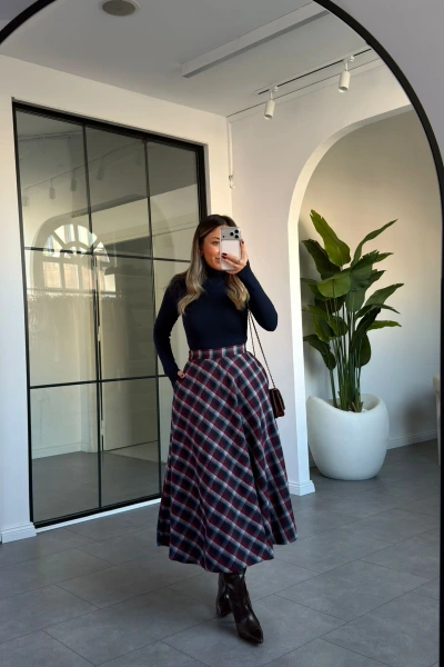 LACİVERT KIRMIZI EKOSE DESEN CEP DETAY ETEK