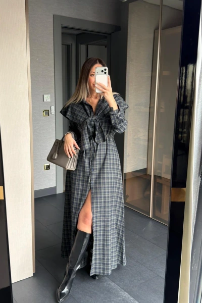 LACİVERT YEŞİL PELERİN DETAY EKOSE ELBİSE