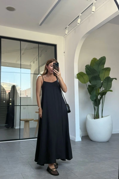 ENNA SİYAH ASKILI ELBİSE