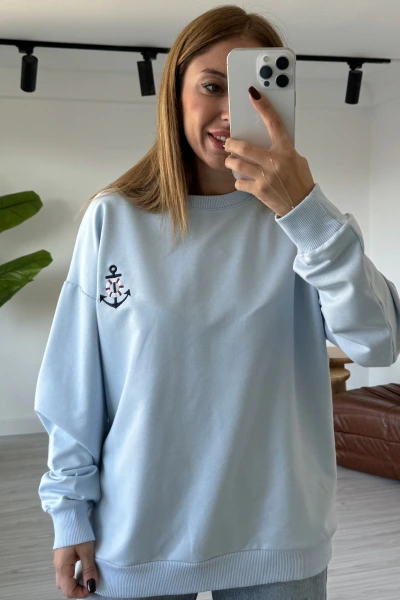 Mavi Çapa Nakışlı Sweatshirt