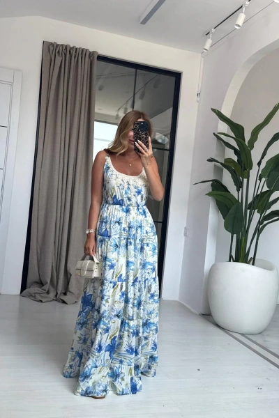 MAVİ DANTEL YAKA ASKILI ELBİSE