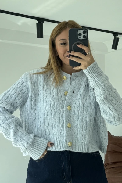 Mavi Örgü Model Gold Düğmeli Yumoş Hırka