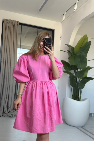 PEMBE BALON KOL KISA ELBİSE