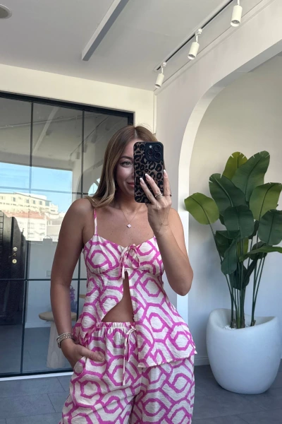 PEMBE BATİK BAĞLAMA DETAY TAKIM