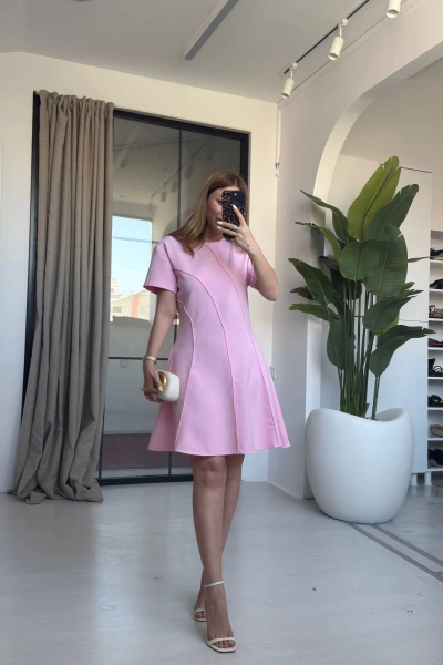 PEMBE KISA KOL MİNİ ELBİSE