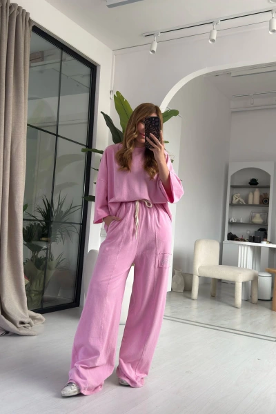 Pembe Oversize İşleme Detay Spor Takım