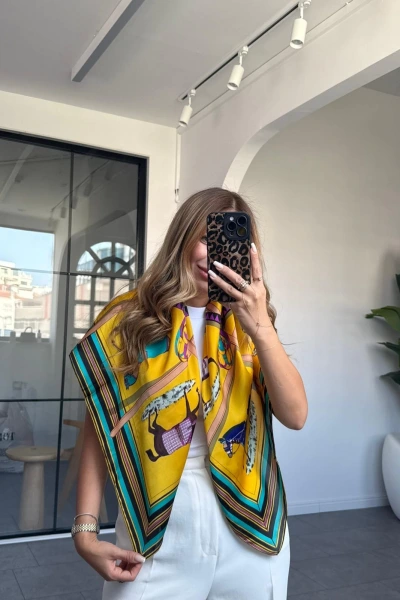 SARI AT DESENLİ İPEK ŞAL