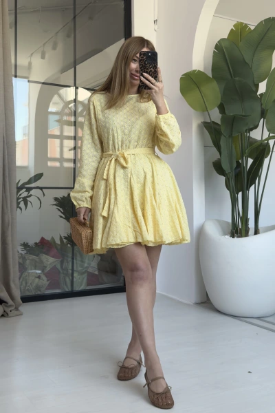 SARI KUŞAKLI FİSTO ELBİSE