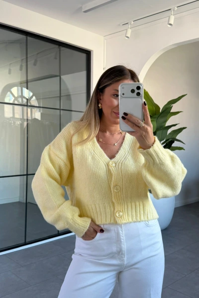 SARI V YAKA YUMOŞ DOKULU HIRKA