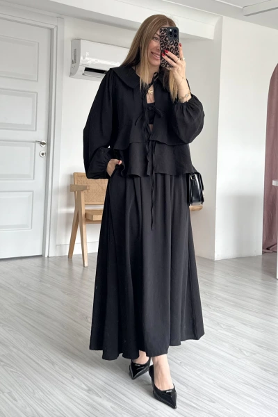 Siyah Bağlama Detaylı Tensel Etekli Takım