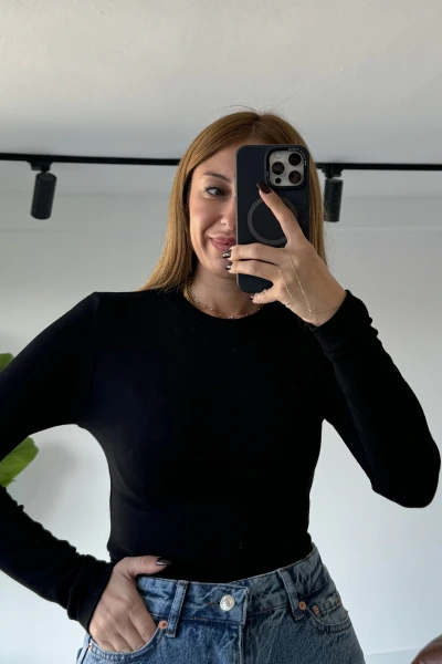 Siyah Bisiklet Yaka Marka Model Uzun Kol Bluz