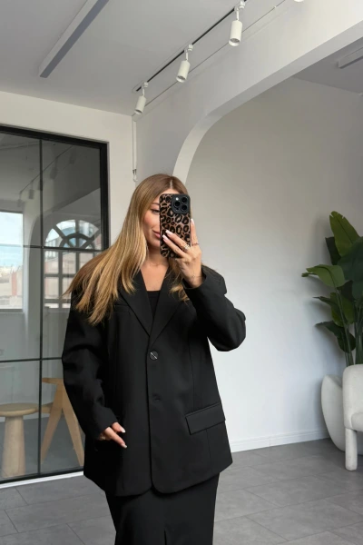 SİYAH ÇİFT CEPLİ KRUVAZE YAKA CEKET