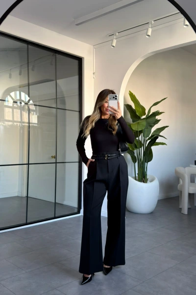 SİYAH ÇİFT KEMERLİ PİLELİ PANTOLON