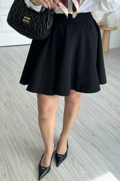 Siyah Godeli Mini Etek
