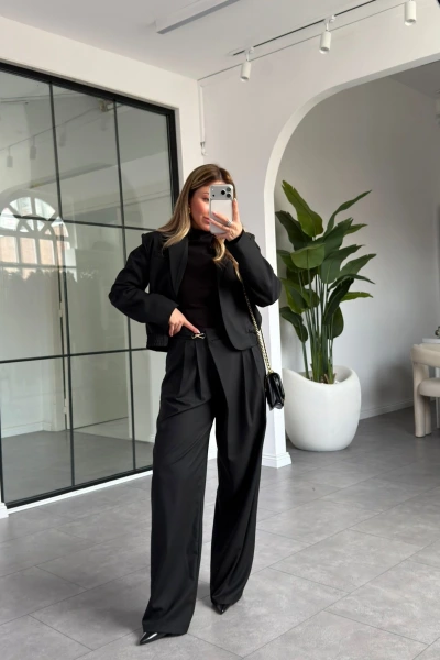 SİYAH GOLD AKSESUARLI PALAZZO CEKET TAKIM