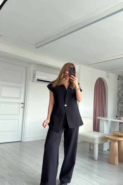 Siyah Gold Düğmeli Yelek Pantolon Takım