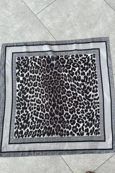 SİYAH GRİ LEOPAR DESEN ŞAL