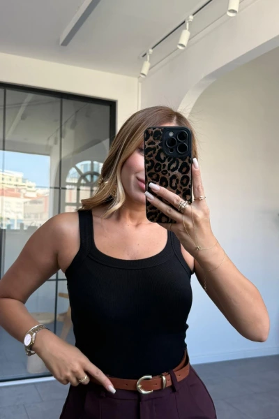 SİYAH KALIN ASKILI BLUZ