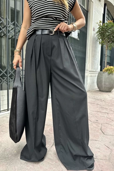 SİYAH KEMERLİ PİLİLİ PALAZZO PANTOLON