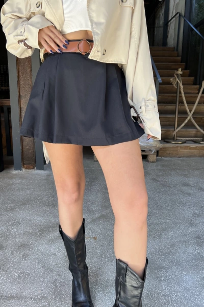 Siyah Kemerli Şort Etek