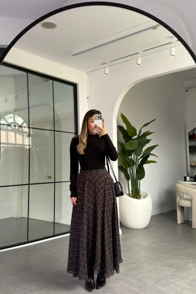 SİYAH KIRMIZI EKOSE DESEN ŞİFON ETEK