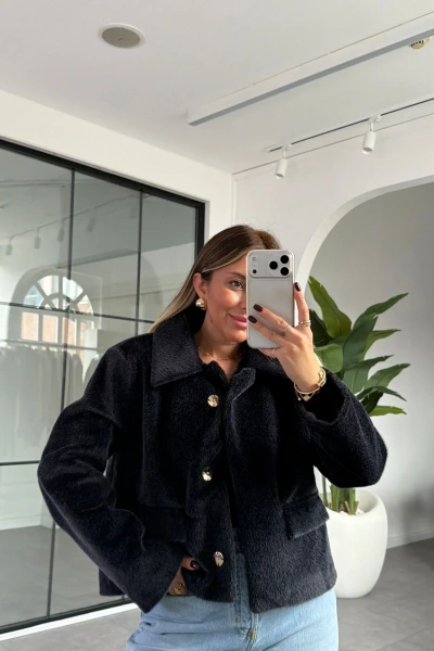 SİYAH KISA KÜRK CEKET