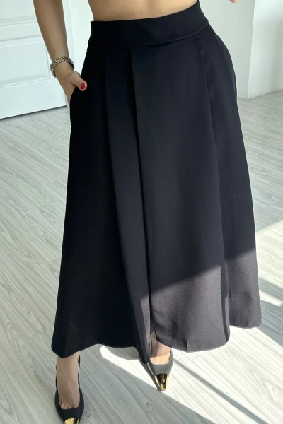 Siyah Kloş Midi Boy Etek