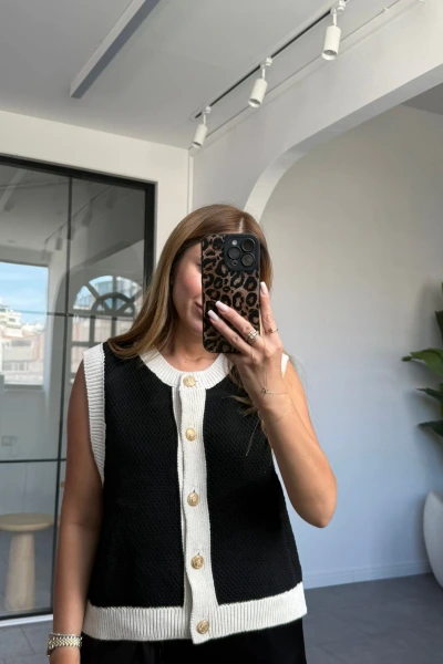 SİYAH KREM TRİKO YELEK