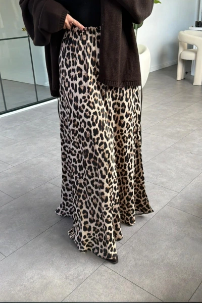 SİYAH LEOPAR DESEN SATEN ETEK