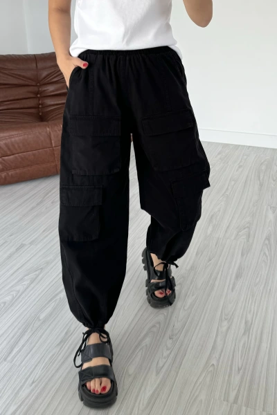 Siyah Paçası İpli Bağlanabilen Gabardin Kargo Pantolon