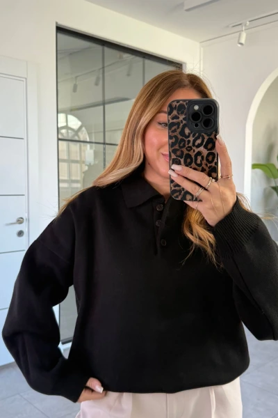 SİYAH POLO YAKA KAZAK