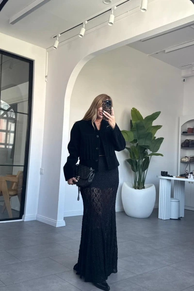 SİYAH PÜSKÜL DETAYLI SÜET CEKET