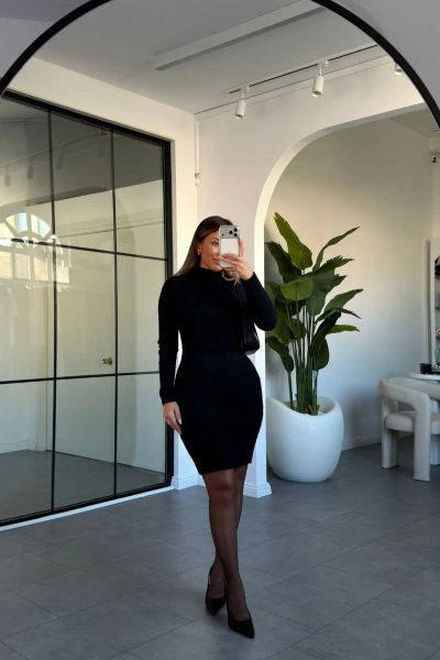 SİYAH SAKALLI ELBİSE