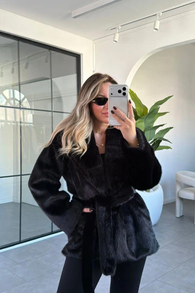 SİYAH ŞAL YAKA PREMİUM KUŞAKLI KÜRK