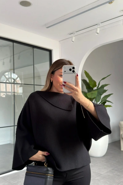 SİYAH ŞAL YAKA YARASA KOL TRİKO KAZAK