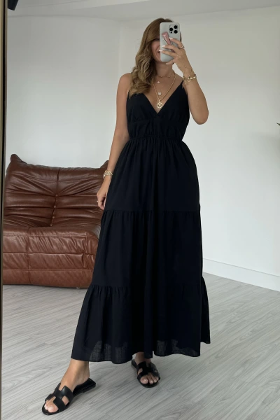 Siyah Sırt Dekolteli Keten Elbise