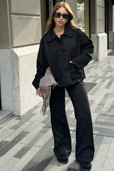 Siyah Süet Bebe Yaka Ceket Takım