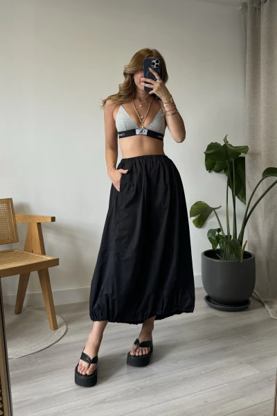 Siyah Tensel Yumuşacık Dokulu Etek Ucu Lastikli Etek