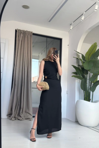 SİYAH TOKALI ELBİSE