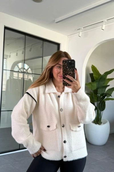 KREM TORBA CEPLİ HIRKA