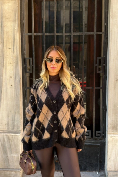 SİYAH VİZON BAKLAVA DESEN HIRKA