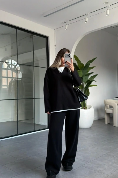 SİYAH YAKA DETAY EŞOFMAN TAKIM