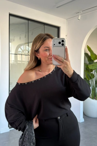 SİYAH ZIMBA DETAY YARASA KOL BLUZ