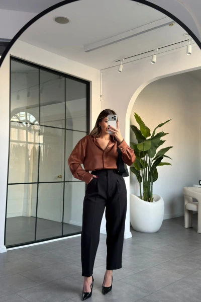 TABA GOLD DÜĞME DETAY SATEN GÖMLEK