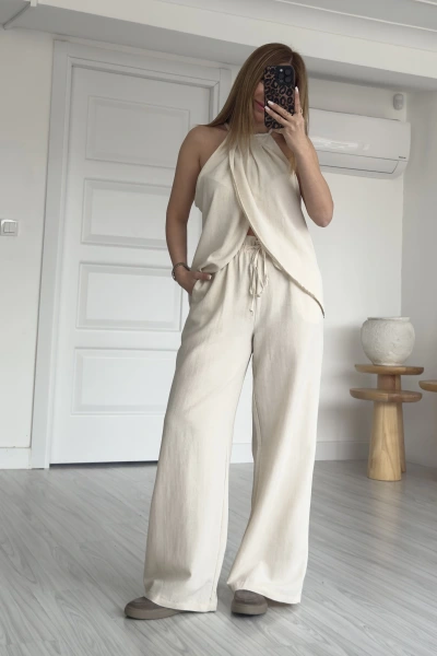 Taş Boyun Detaylı Keten Takım