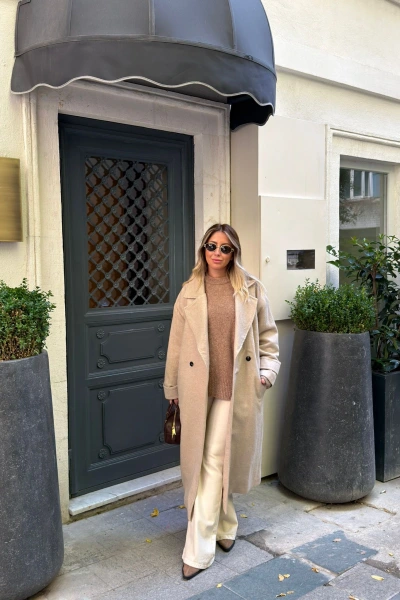 TAŞ KRUVAZE YAKA KAŞE KABAN